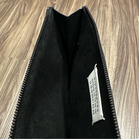 Distressed Maison Margiela Double Zip Leather Bag - Picture 7 of 13
